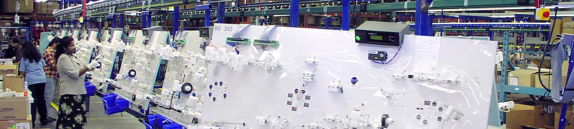 Overhead conveyors and towline conveyors for manufacturing assembly lines.