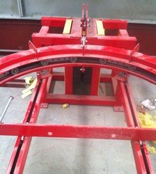 Side Slot Conveyor for Plastic Parts Finishing